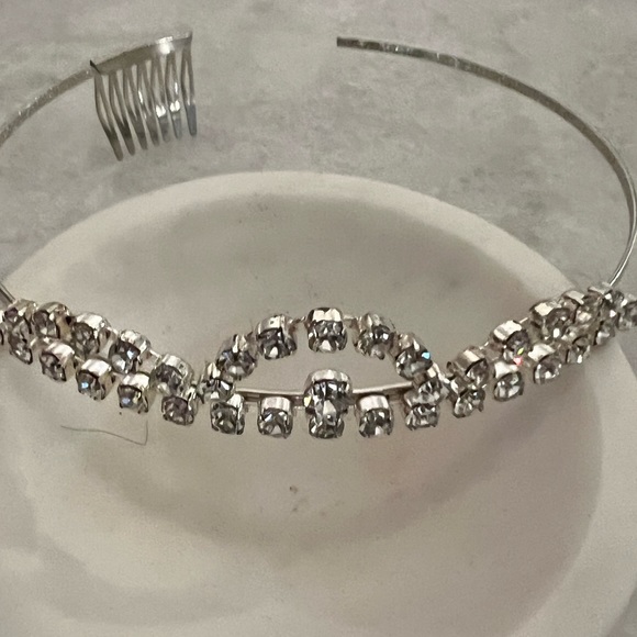 Tiara - Picture 2 of 2